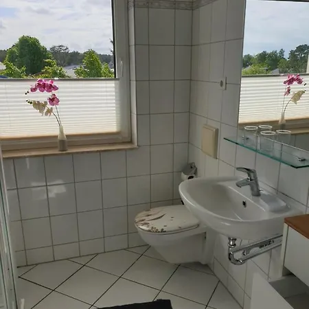 Sonnenblick Mit 3 Und Balkon *